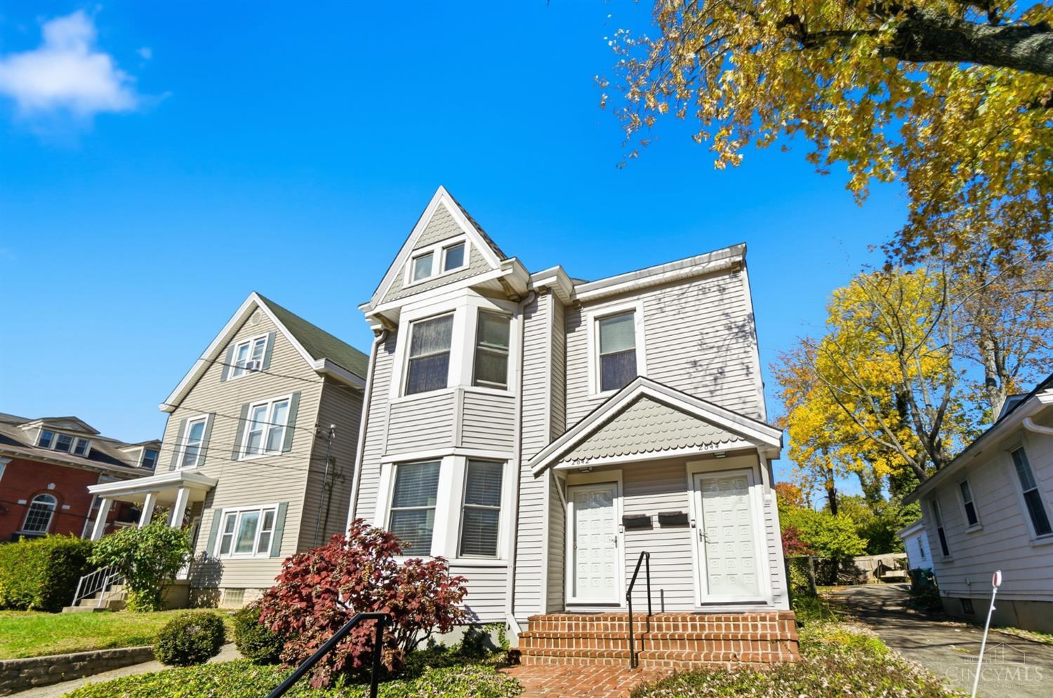 2842 Observatory Avenue