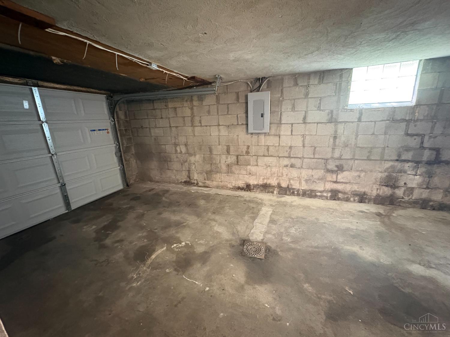 567 Greenwell Avenue