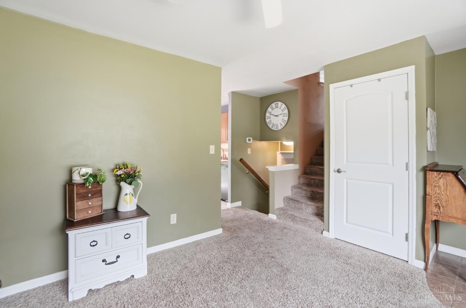 651 Lytle Place