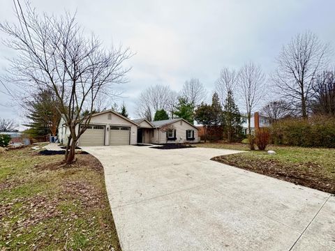 Photo of 5433 Cleves Warsaw Pike, Delhi Township, OH 45238 (MLS # 1864273)