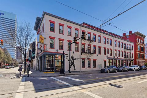 Condo For Sale - 5 W Twelfth Street #1<br/> Cincinnati, OH 45202