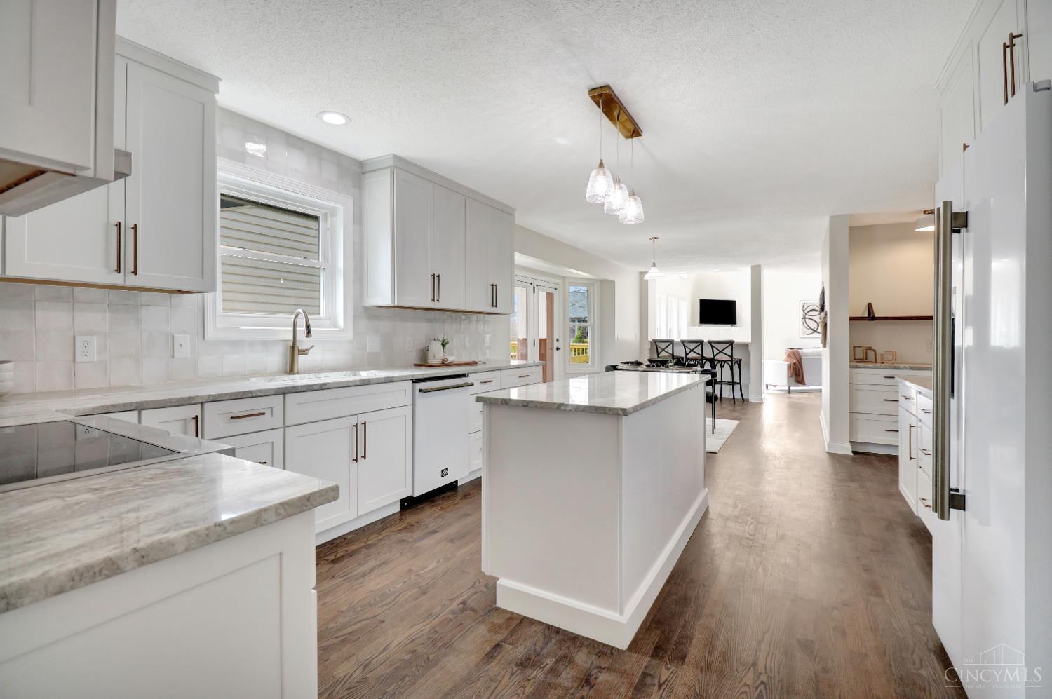 6967 Hamilton Mason Road