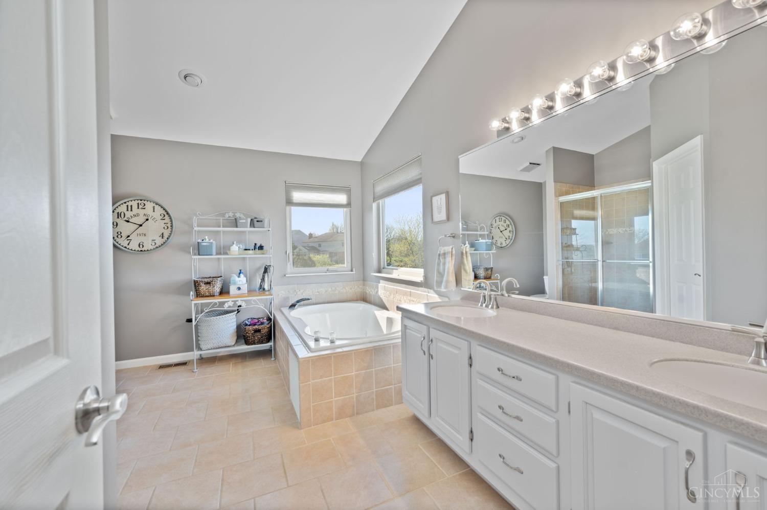 7618 Doe View Drive, West Chester, Ohio image 30