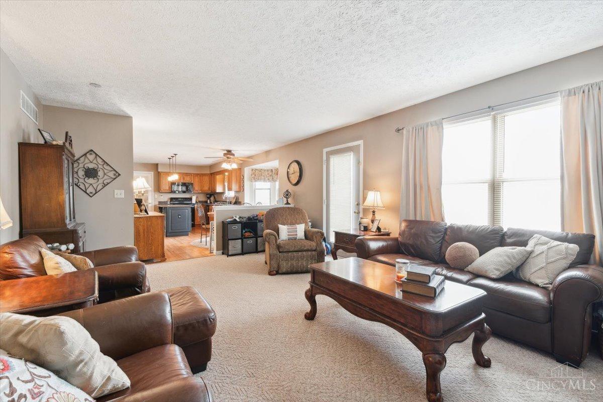 6942 Maple Crest Court, Fairfield Twp, Ohio image 18