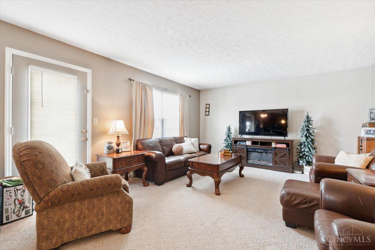 6942 Maple Crest Court, Fairfield Twp, Ohio image 16