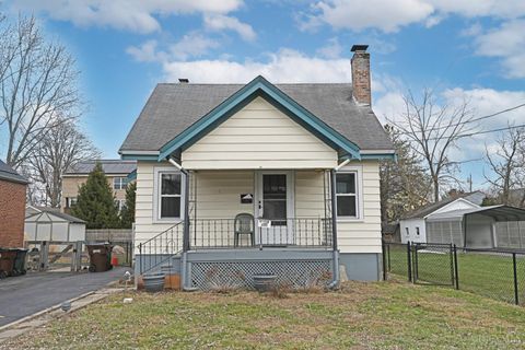 Photo of 3910 Germania Avenue, Cincinnati, OH 45227 (MLS # 1869098)