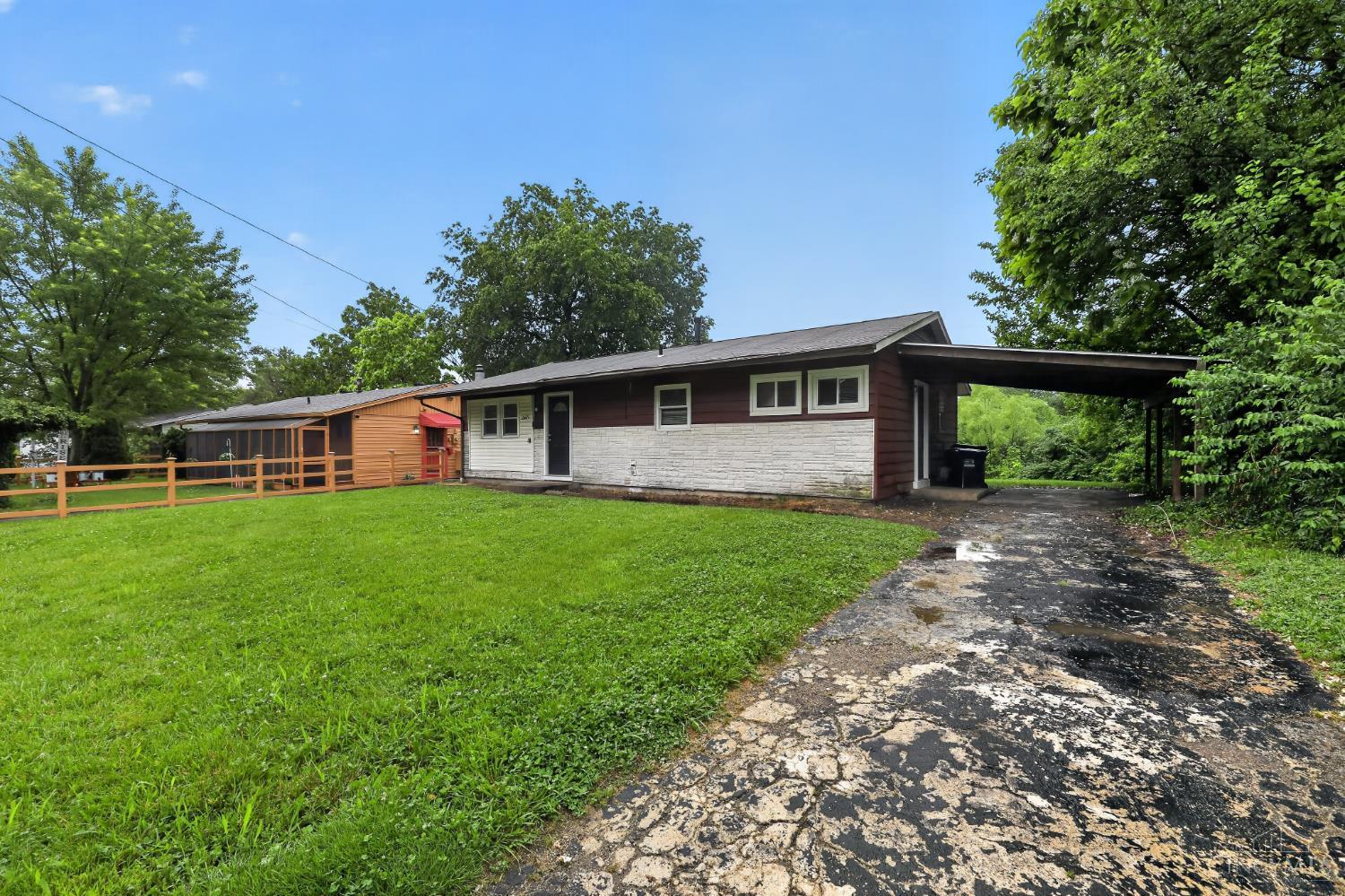 2655 Niagara Street