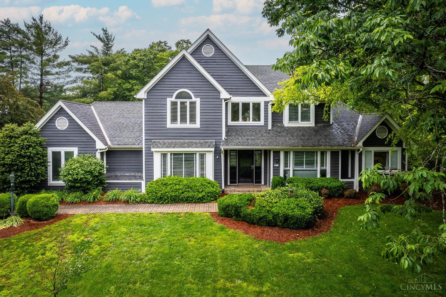 8 Denison Lane