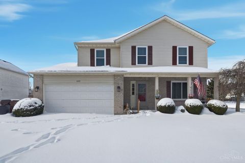Photo of 609 Oak Forge Place, Trenton, OH 45067 (MLS # 1867452)