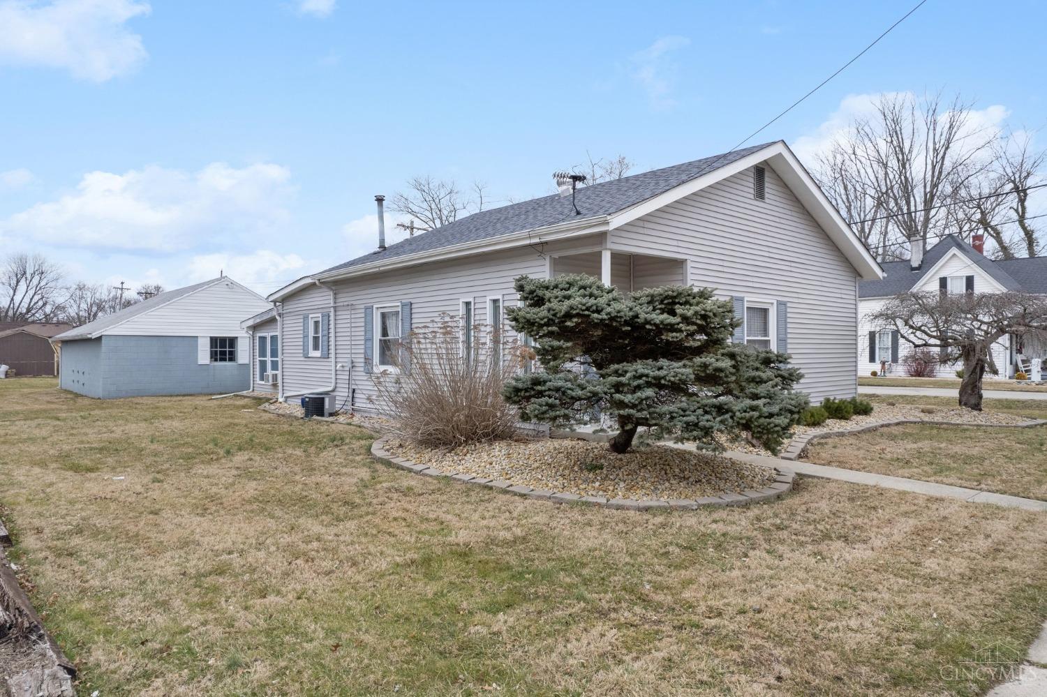 239 N East Street, Bethel, Ohio image 1