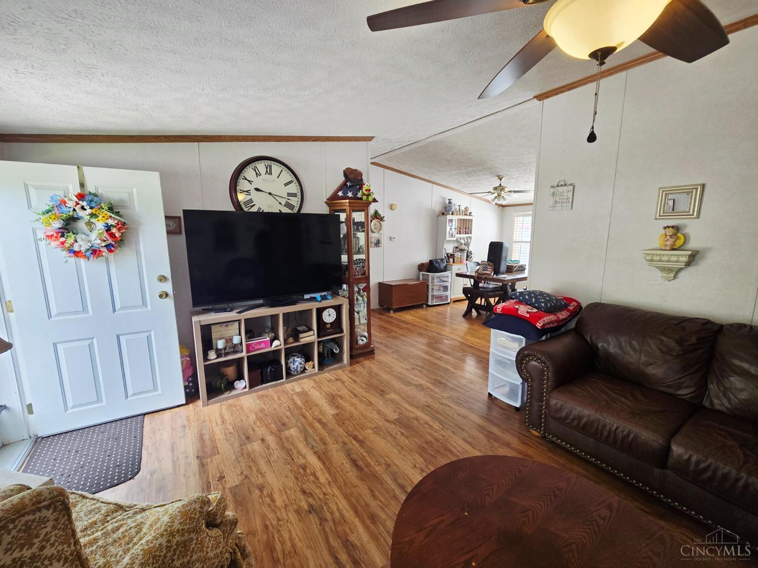 2052 Greenfield Dr, Middletown, Ohio image 8