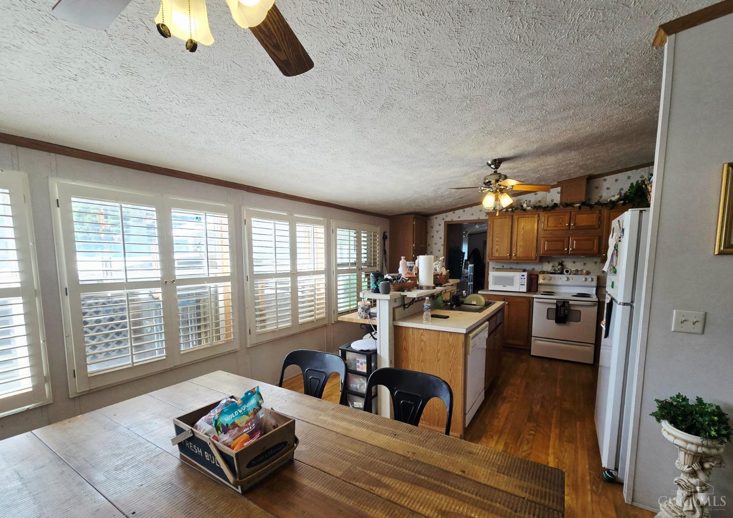 2052 Greenfield Dr, Middletown, Ohio image 6
