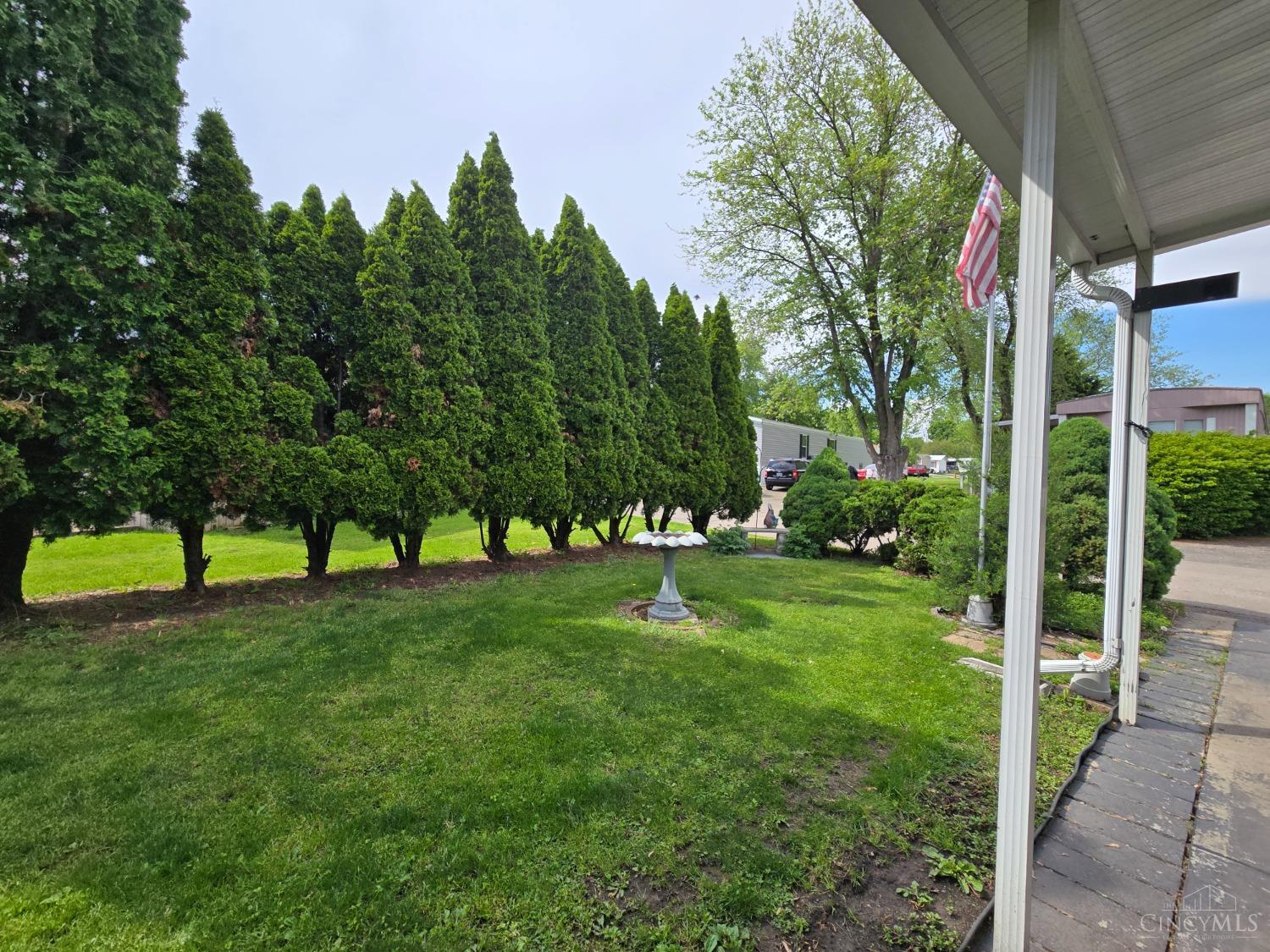 2052 Greenfield Dr, Middletown, Ohio image 4