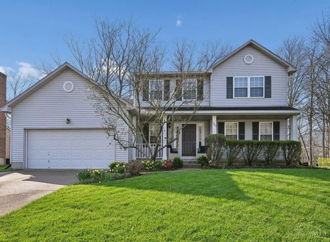 Homes For Sale - 5984 Woodsbend Drive<br/> Miami Twp, OH 45150