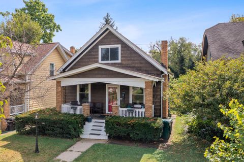 Photo of 1415 Weigold Avenue, Cincinnati, OH 45223 (MLS # 1857820)