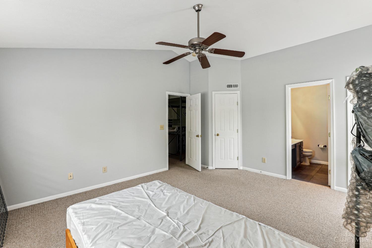 9850 Regatta Drive #301, Colerain Twp, Ohio image 19