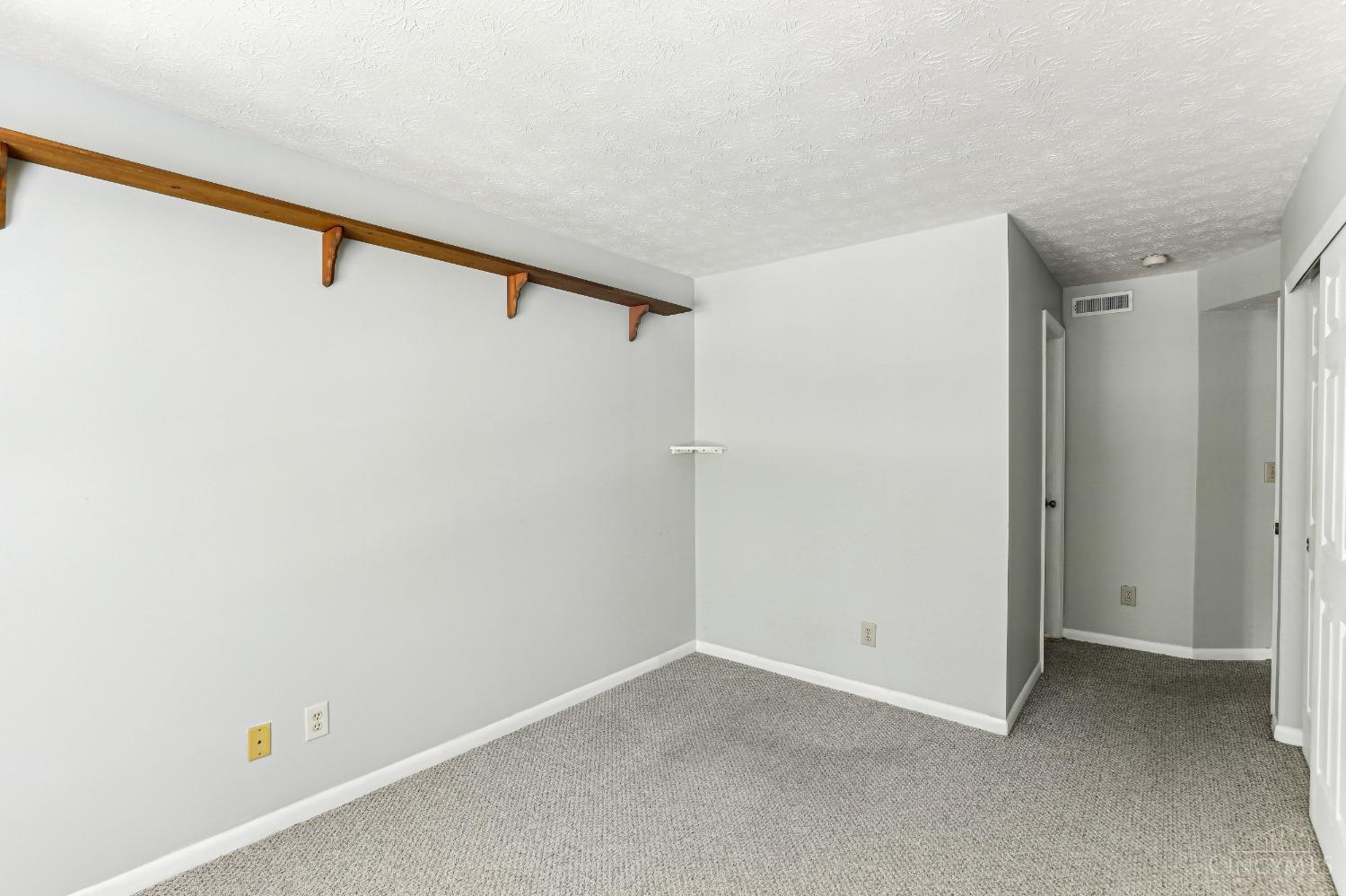 9850 Regatta Drive #301, Colerain Twp, Ohio image 23