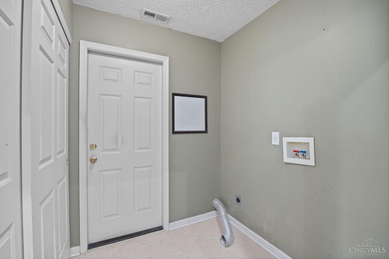 4543 Spikerush Lane, West Chester, Ohio image 22