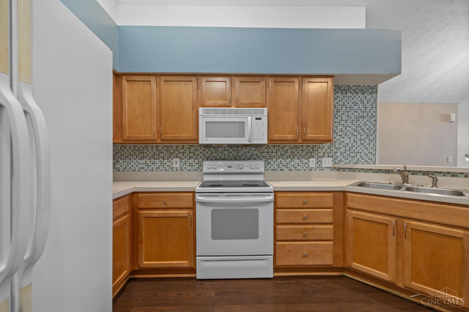 4543 Spikerush Lane, West Chester, Ohio image 8