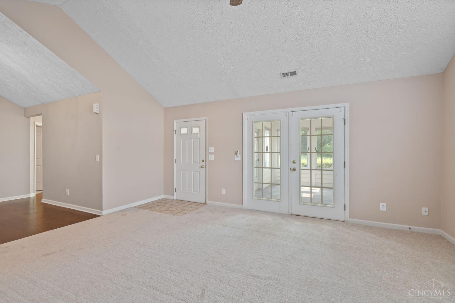 4543 Spikerush Lane, West Chester, Ohio image 5