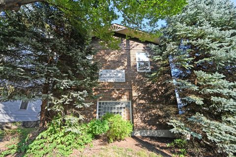Photo of 2402 W Clifton Avenue, Cincinnati, OH 45219 (MLS # 1855637)