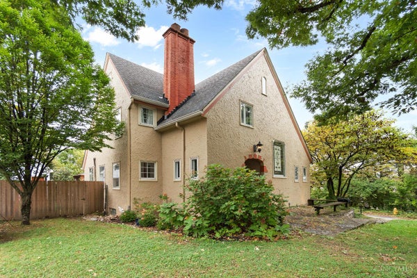 3551 HOLLY AVE, CINCINNATI, OH 45208 - Image cdb69990f016a6d5d9df23733bce9112/2425792809