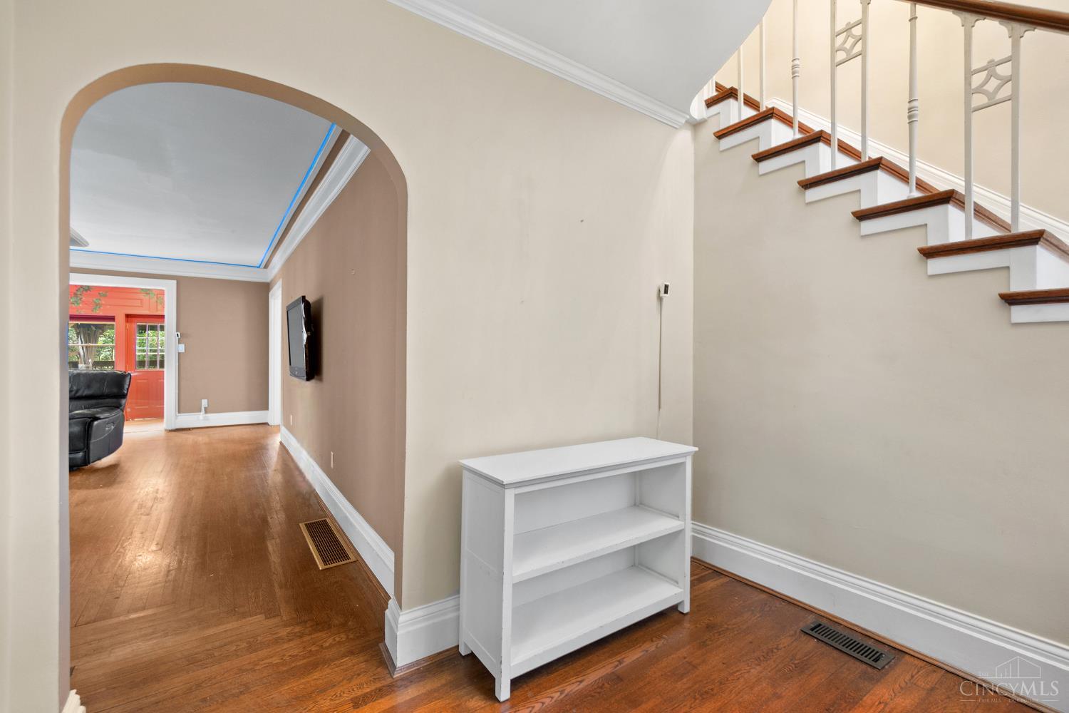 3551 Holly Ln