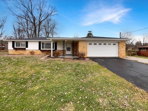 Photo of 4705 Beechwood Road, Union Township, OH 45244 (MLS # 1865722)