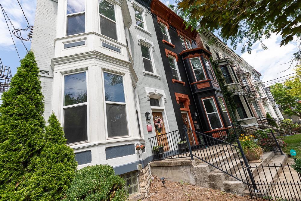 775 Summit Avenue