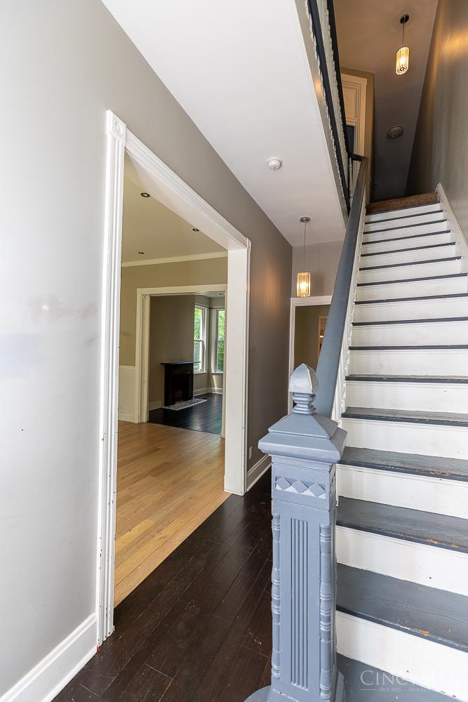 775 Summit Avenue