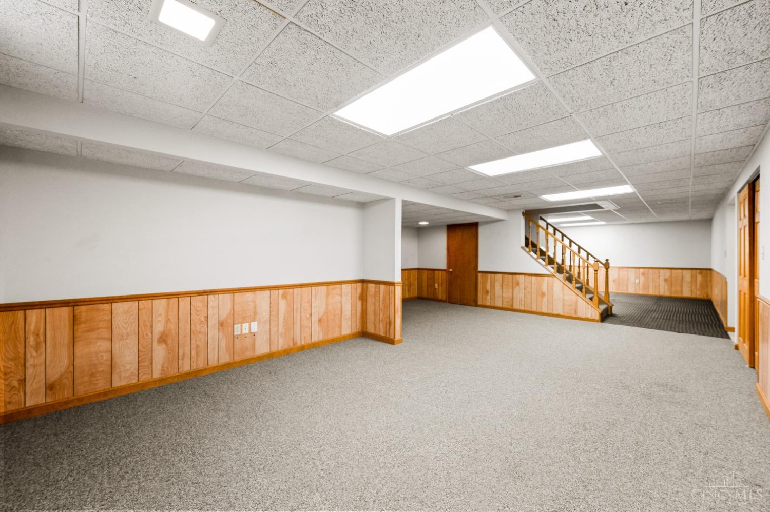 6915 Stonington Road, Anderson Twp, Ohio image 38
