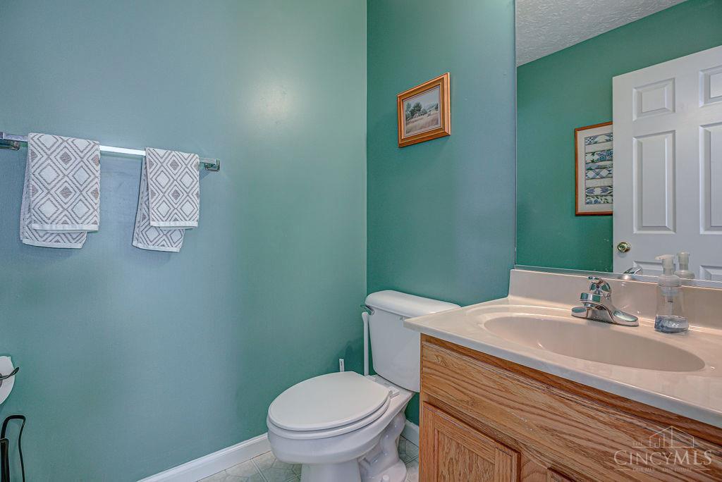 525 Rachel Drive, Hamilton, Ohio image 13