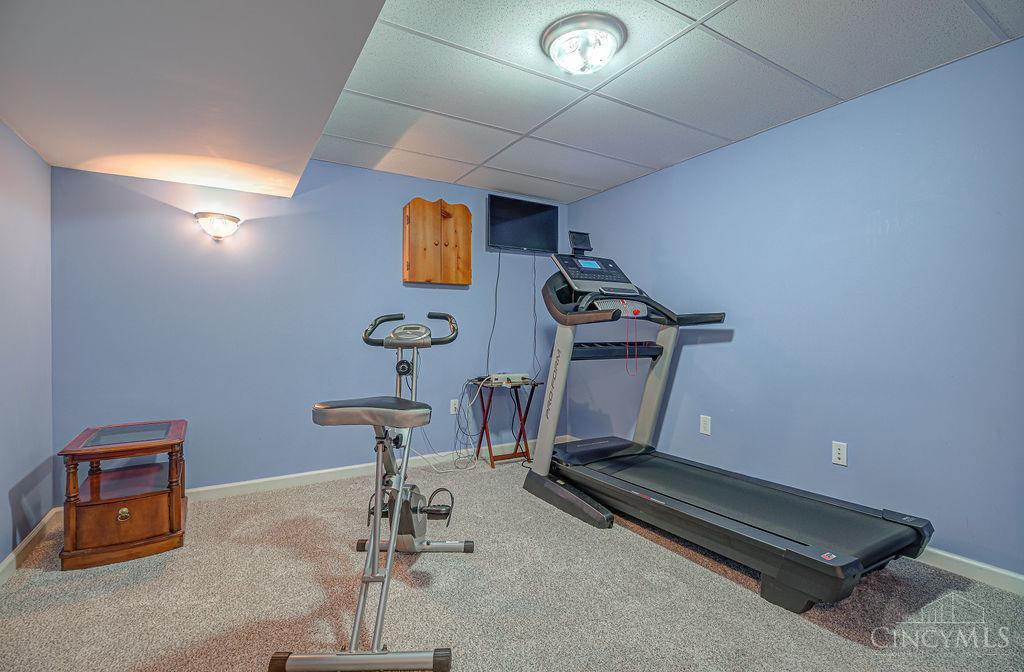 525 Rachel Drive, Hamilton, Ohio image 39