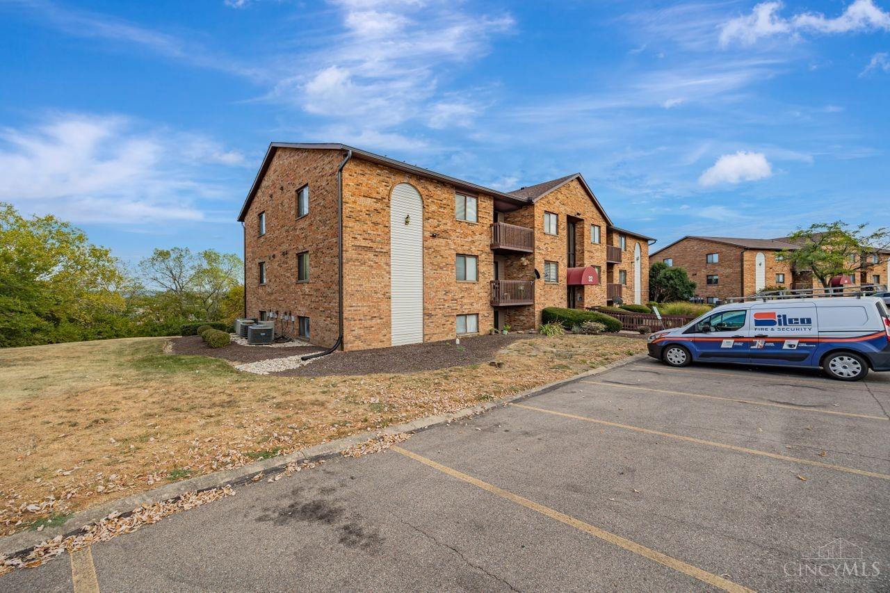 32 Providence Drive #24, Fairfield, Ohio image 3
