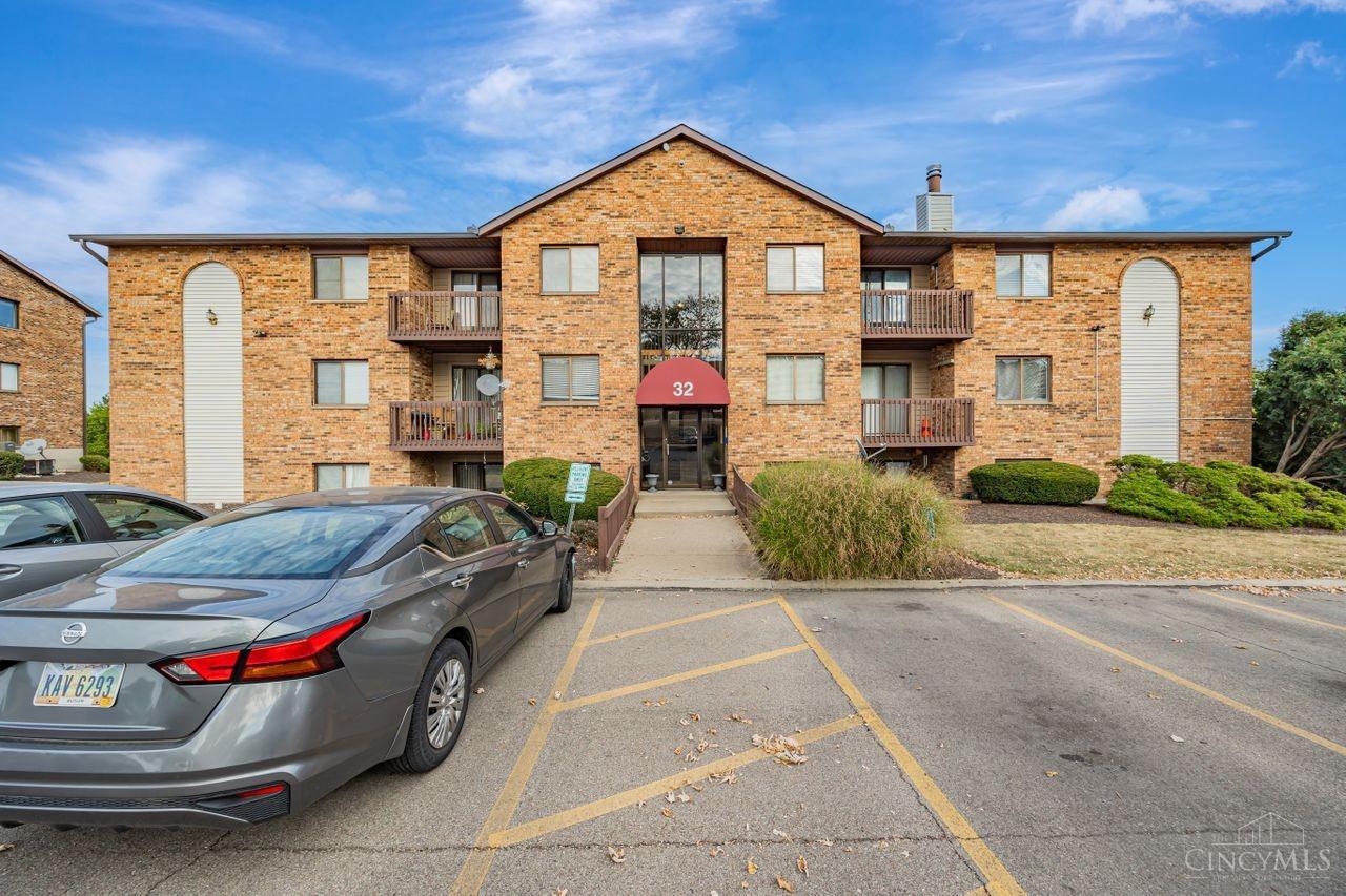 32 Providence Drive #24, Fairfield, Ohio image 2