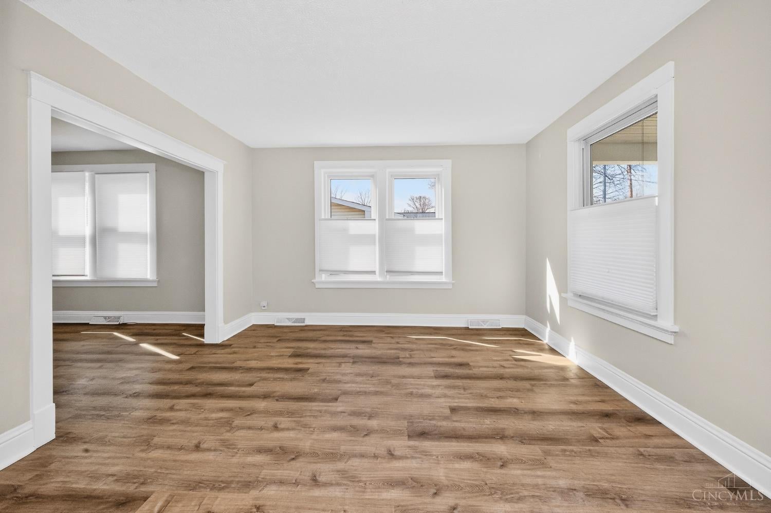 1007 W Loveland Avenue