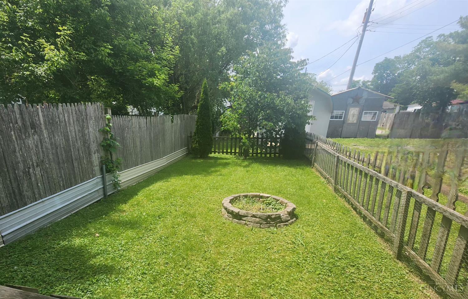 67 S First St, Clarksville, Ohio image 10