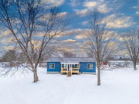 Photo of 5768 State Route 125, West Union, OH 45693 (MLS # 1867513)