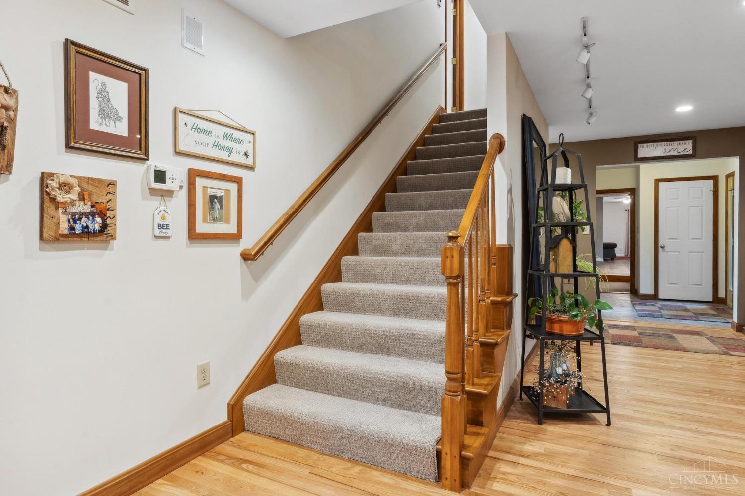 402 Wilson Park Drive, Miamisburg, Ohio image 16