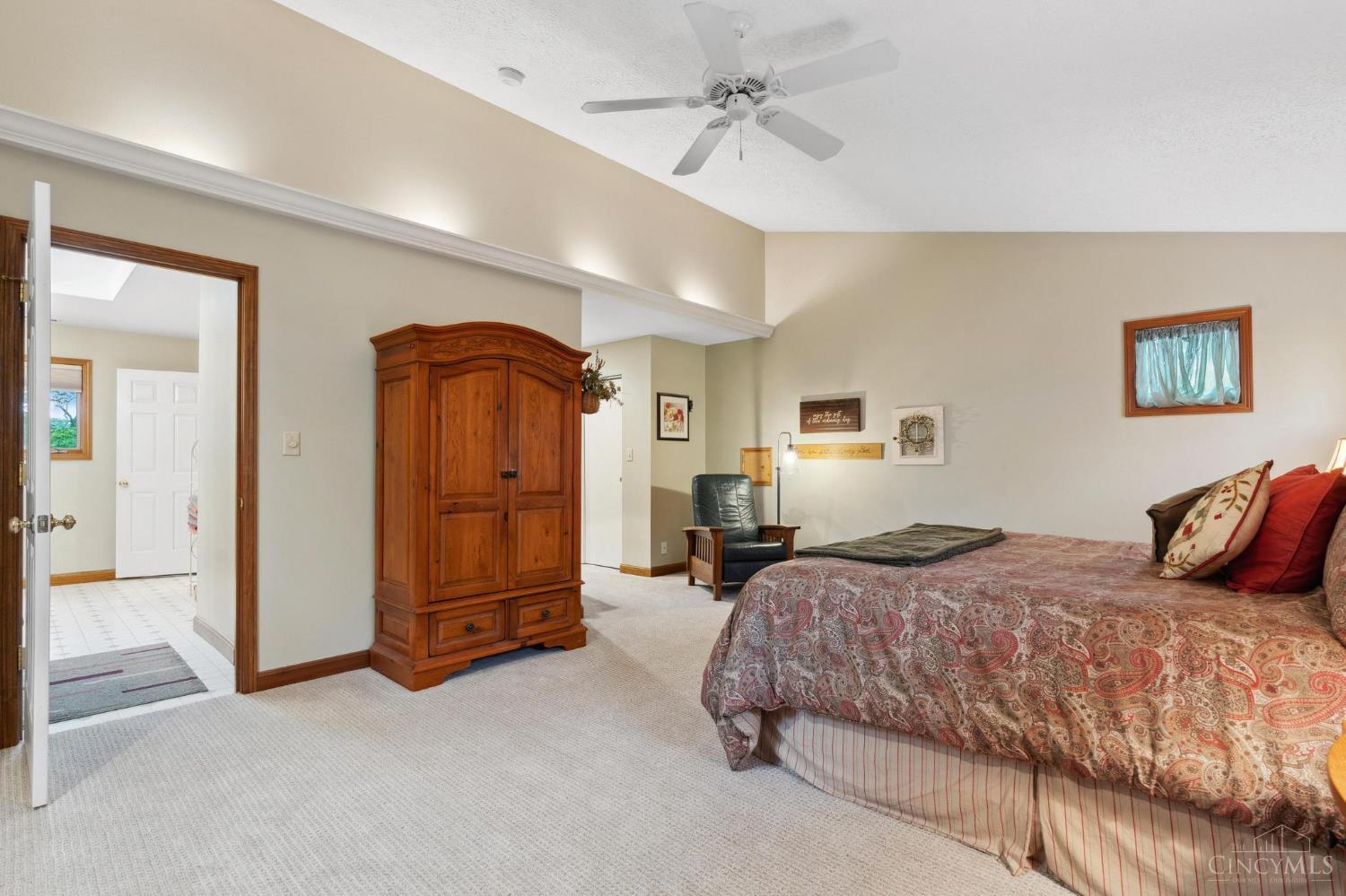402 Wilson Park Drive, Miamisburg, Ohio image 19