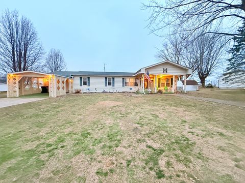 Homes For Sale - 215 Chesley Street<br/> West Union, OH 45693