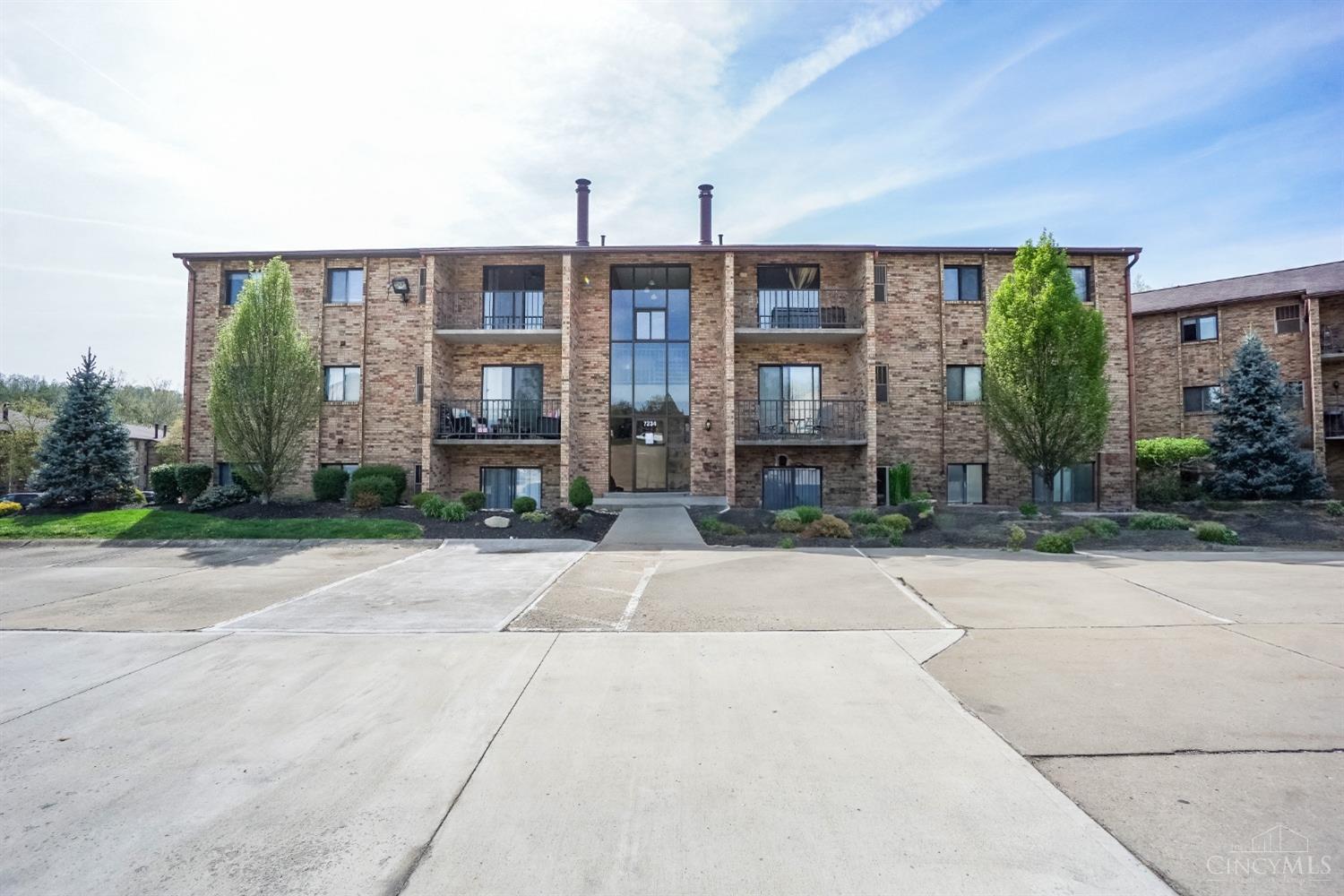 7234 Creekview Drive #9, Colerain Twp, Ohio image 1