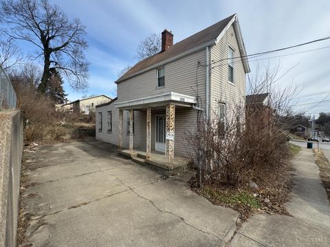 Photo of 3906 W Liberty Street, Cincinnati, OH 45205 (MLS # 1867089)