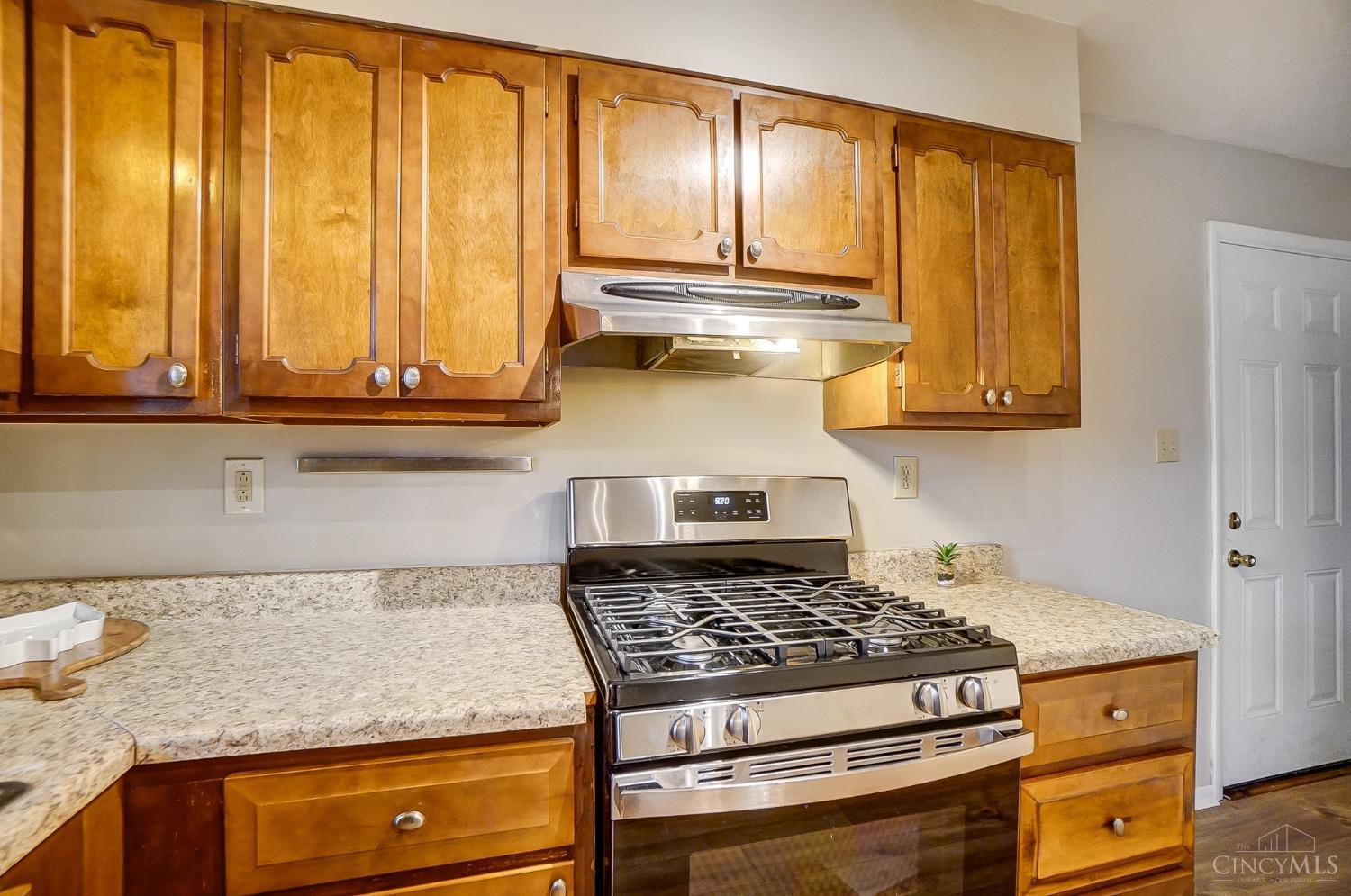 1645 Summithills Drive, Anderson Twp, Ohio image 18
