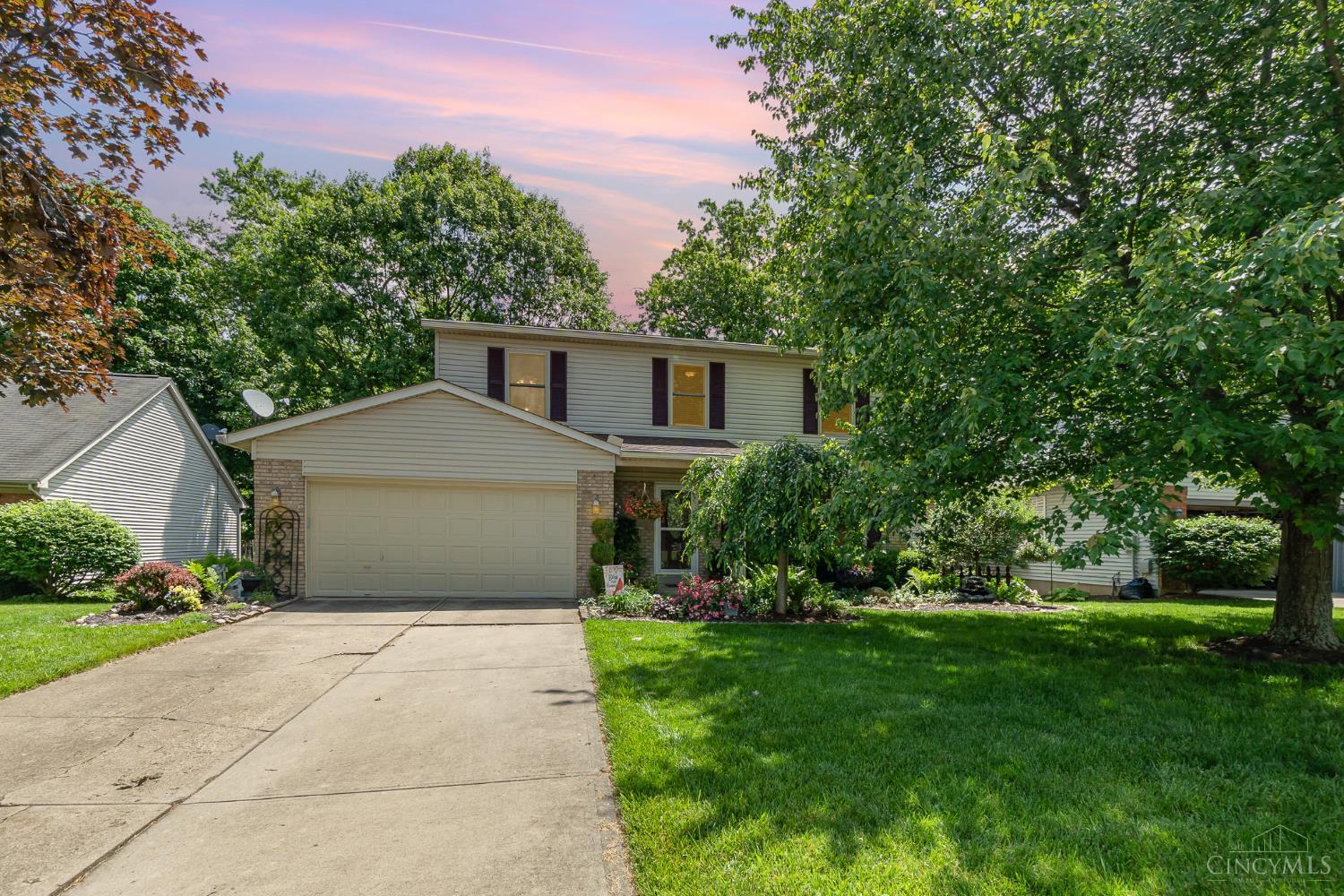 8668 Beckys Ridge Drive, Colerain Twp, Ohio image 28