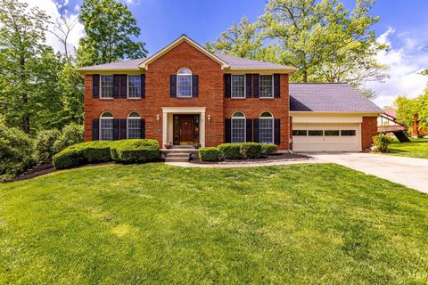 Photo of 9761 Berry Hill Drive, West Chester, OH 45241 (MLS # 1877331)