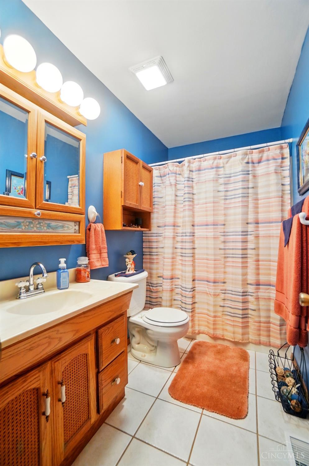 240 E Morgan Street, Cleves, Ohio image 30