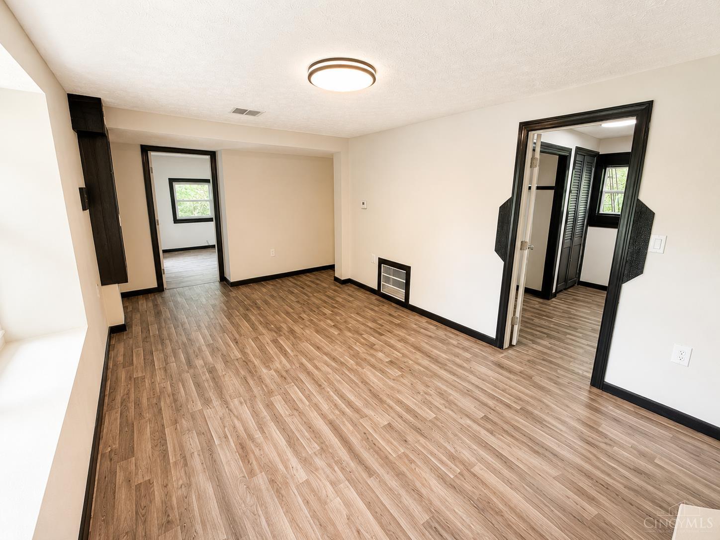 121 E 5th Street