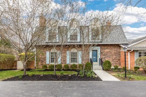 Photo of 3675 Traskwood Circle, Cincinnati, OH 45208 (MLS # 1872880)