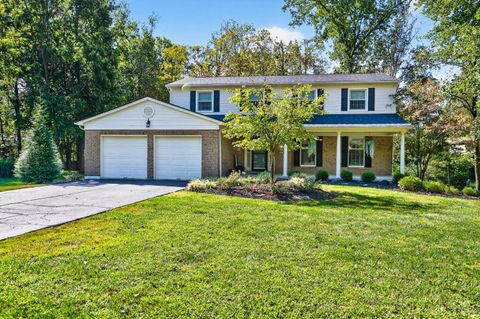 Photo of 185 Dogwood Drive, Loveland, OH 45140 (MLS # 1856112)